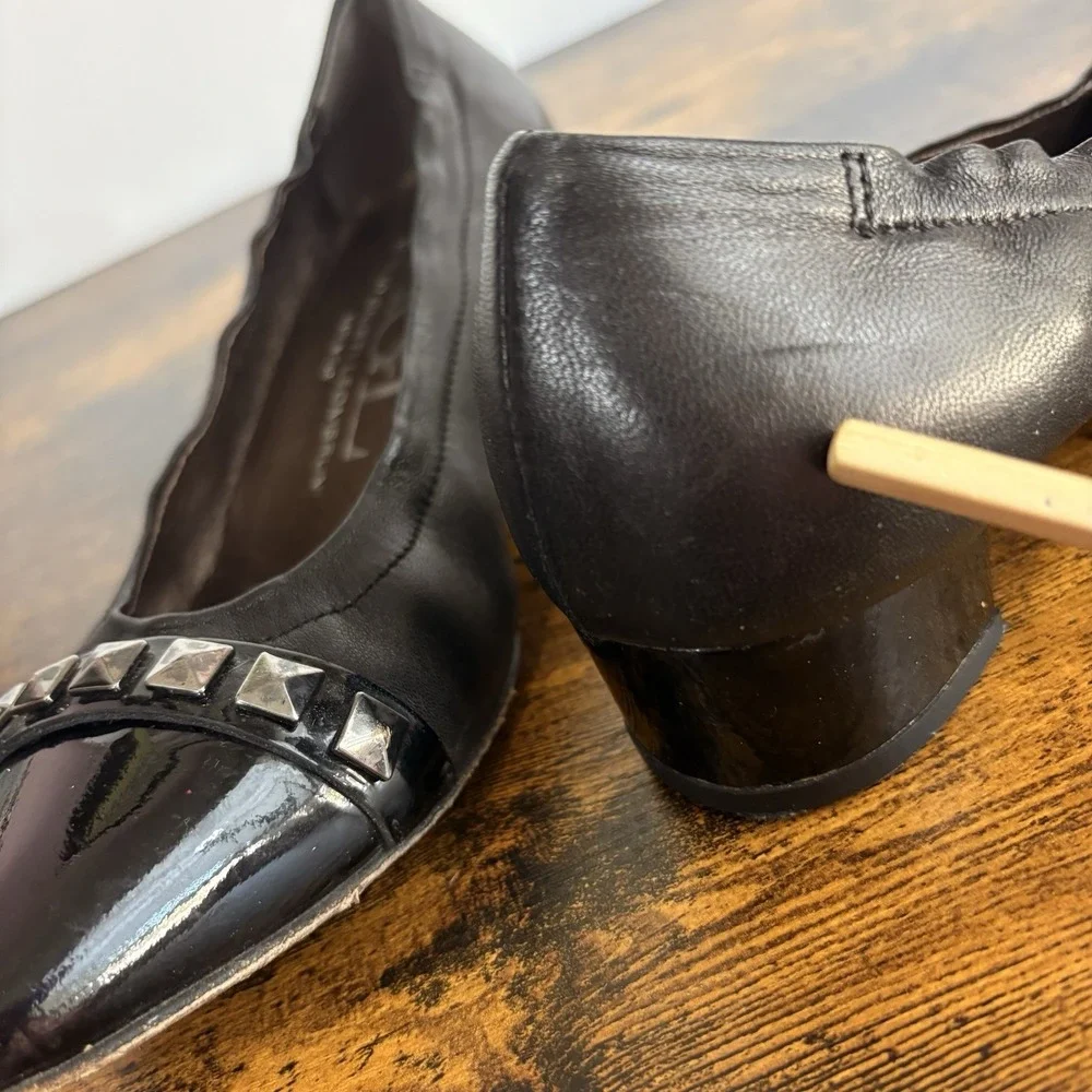AGL Leather Pumps Womens Sz 6 Black‎ Low Heel Metal Accent Classic